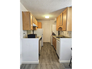 Beach Condo For Sale in Honolulu, Hawaii