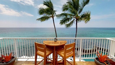 Beach Condo For Sale in Kailua Kona, Hawaii