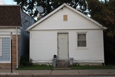 Beach Home Sale Pending in Union Beach, New Jersey