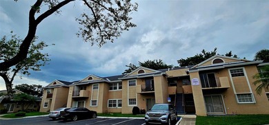 Beach Condo For Sale in Pembroke Pines, Florida