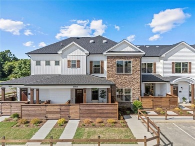 Beach Home For Sale in Suffolk, Virginia