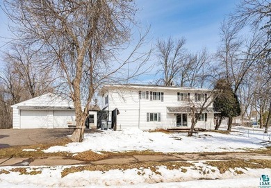 Beach Townhome/Townhouse For Sale in Duluth, Minnesota
