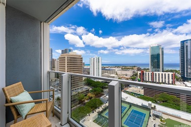 Beach Condo Active Under Contract in Honolulu, Hawaii