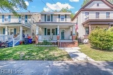 Beach Home For Sale in Portsmouth, Virginia