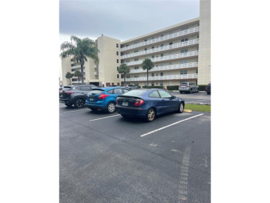 Beach Condo For Sale in Dania, Florida