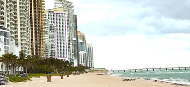 Beach Condo For Sale in Sunny Isles Beach, Florida