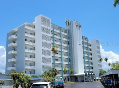 Beach Condo For Sale in St. Petersburg, Florida