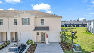 Beach Townhome/Townhouse For Sale in Daytona Beach, Florida