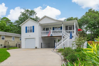 Beach Home For Sale in Oak Island, North Carolina