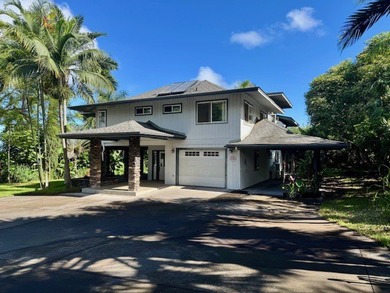 Beach Home For Sale in Holualoa, Hawaii