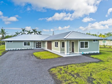 Beach Home For Sale in Keaau, Hawaii
