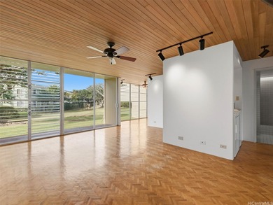 Beach Condo Active Under Contract in Mililani, Hawaii