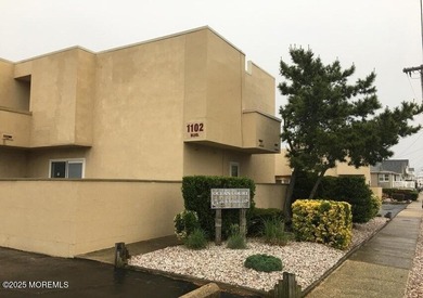 Beach Townhome/Townhouse Sale Pending in Seaside Heights, New Jersey