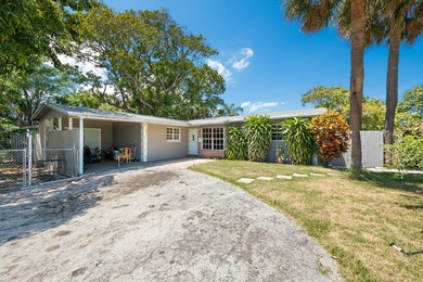 Beach Home For Sale in Pompano Beach, Florida