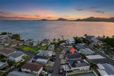Beach Home For Sale in Kaneohe, Hawaii