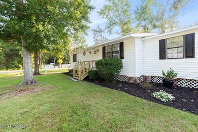 Beach Home For Sale in Diamondhead, Mississippi