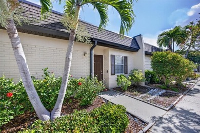 Beach Condo For Sale in Fort Myers, Florida