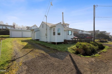 Beach Home For Sale in Lincoln City, Oregon