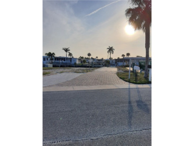 Beach Lot For Sale in Fort Myers Beach, Florida