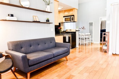 Beach Condo Active Under Contract in Long Beach, California