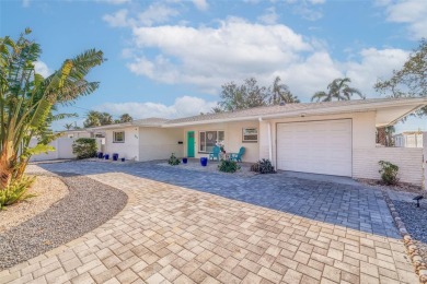 Beach Home For Sale in St. Petersburg, Florida