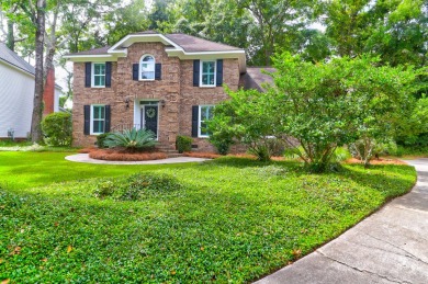 Beach Home For Sale in Mount Pleasant, South Carolina