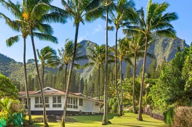 Beach Home For Sale in Haena, Hawaii