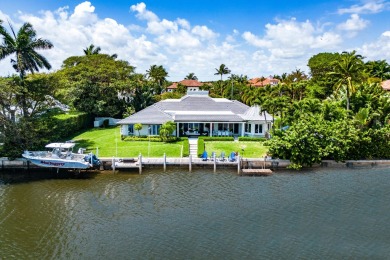 Beach Home For Sale in Manalapan, Florida