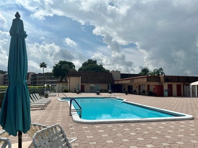 Beach Condo For Sale in Margate, Florida