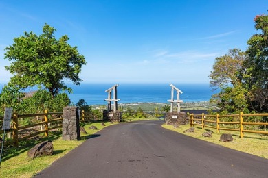 Beach Lot For Sale in Holualoa, Hawaii