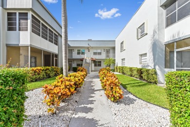 Beach Condo For Sale in Delray Beach, Florida