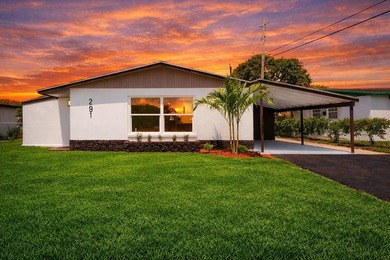 Beach Home For Sale in Riviera Beach, Florida