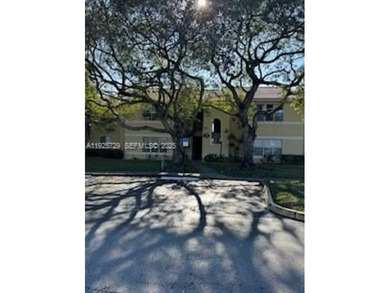 Beach Condo For Sale in Sunrise, Florida