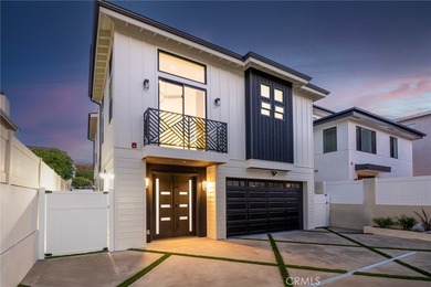 Beach Townhome/Townhouse For Sale in Redondo Beach, California