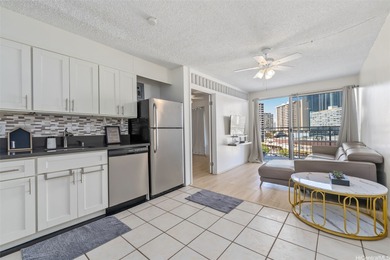 Beach Condo For Sale in Honolulu, Hawaii