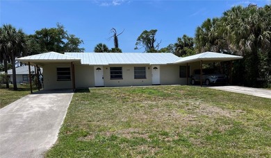 Beach Townhome/Townhouse For Sale in Port Charlotte, Florida