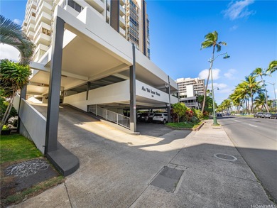 Beach Condo For Sale in Honolulu, Hawaii