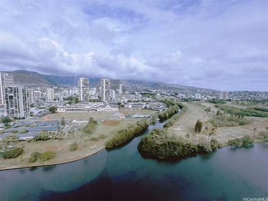 Beach Condo For Sale in Honolulu, Hawaii