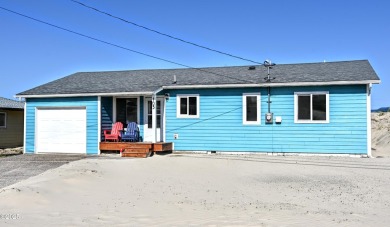 Beach Home For Sale in Waldport, Oregon