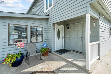 Beach Home For Sale in North Myrtle Beach, South Carolina