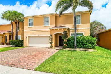 Beach Home For Sale in West Palm Beach, Florida
