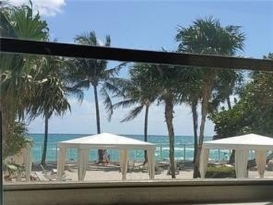 Beach Condo For Sale in Hollywood, Florida