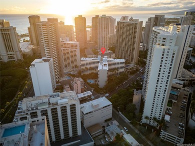 Beach Condo For Sale in Honolulu, Hawaii