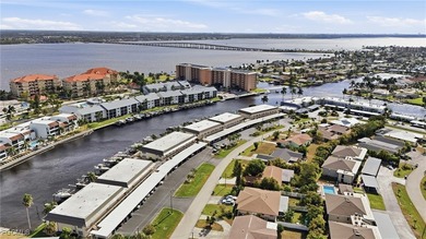 Beach Condo For Sale in Cape Coral, Florida