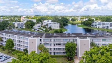 Beach Condo For Sale in Deerfield Beach, Florida