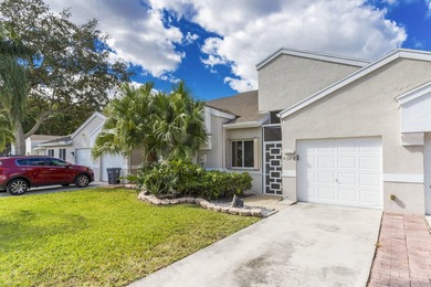 Beach Home For Sale in Boca Raton, Florida