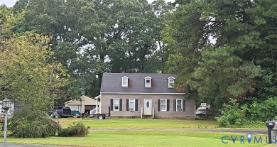 Beach Home For Sale in Tappahannock, Virginia