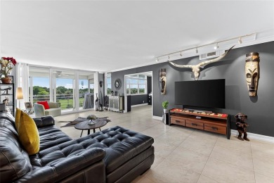 Beach Condo For Sale in Pompano Beach, Florida