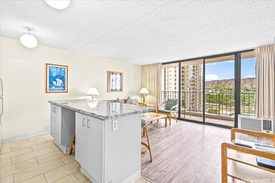 Beach Condo For Sale in Honolulu, Hawaii