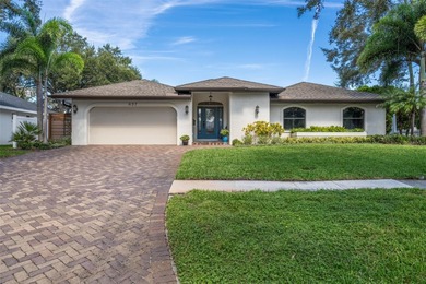 Beach Home Sale Pending in St. Petersburg, Florida